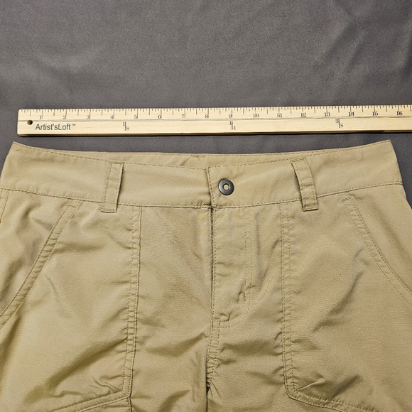 COLUMBIA Women's Beige Shorts Size 6 OMNI SHIELD ADVANCED REPELLENCY 18L - Picture 7 of 9